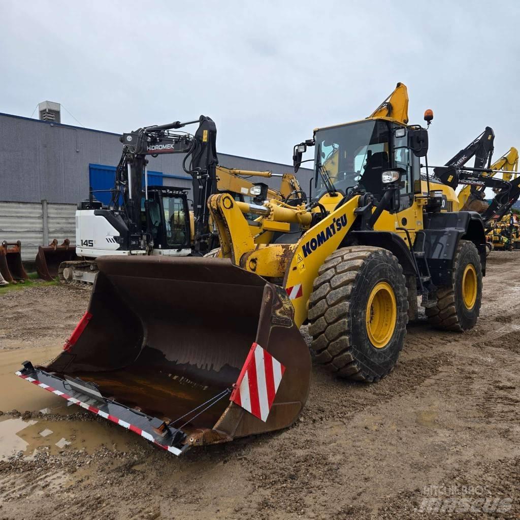Komatsu WA 320-8 Wheel loaders