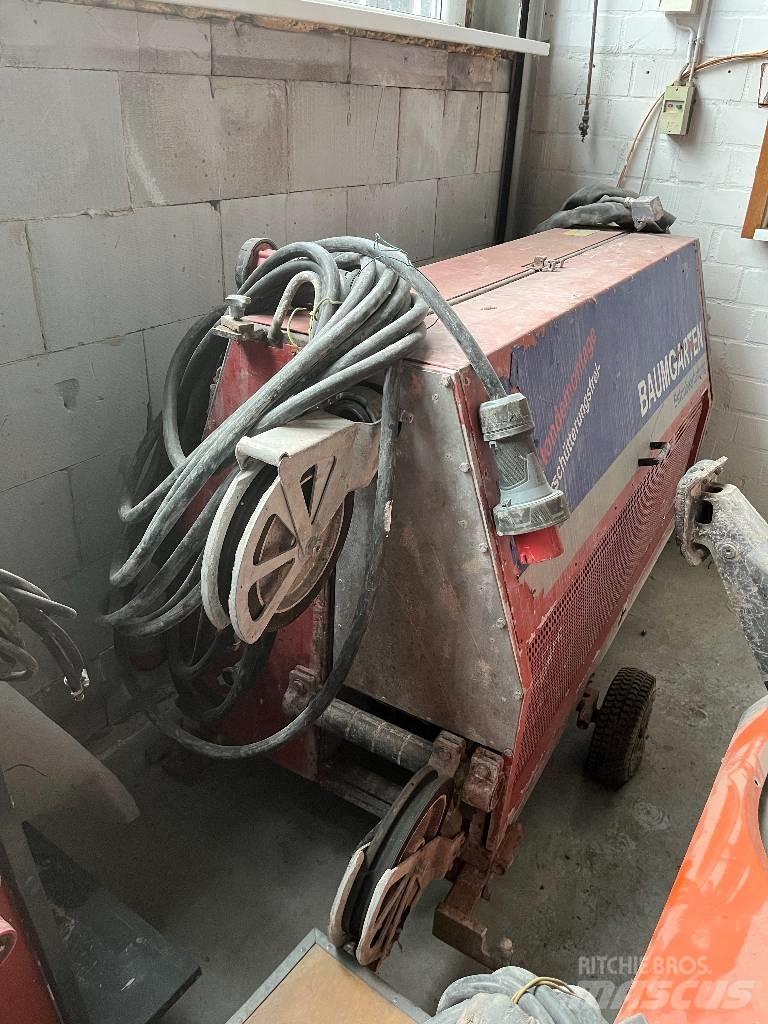 Hilti DSW 3018 E Rock and Concrete Saws
