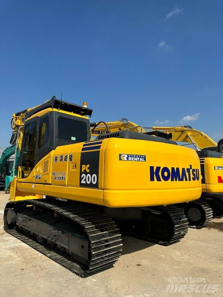 Komatsu PC200-7 Crawler excavators