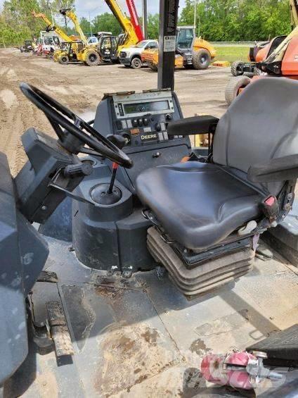 DEERE 310 L Backhoe