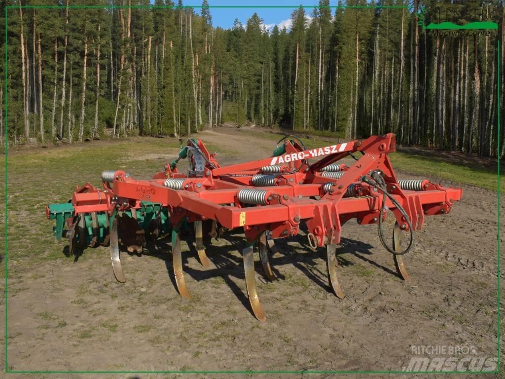 Agromasz Runner 30 Ploughs