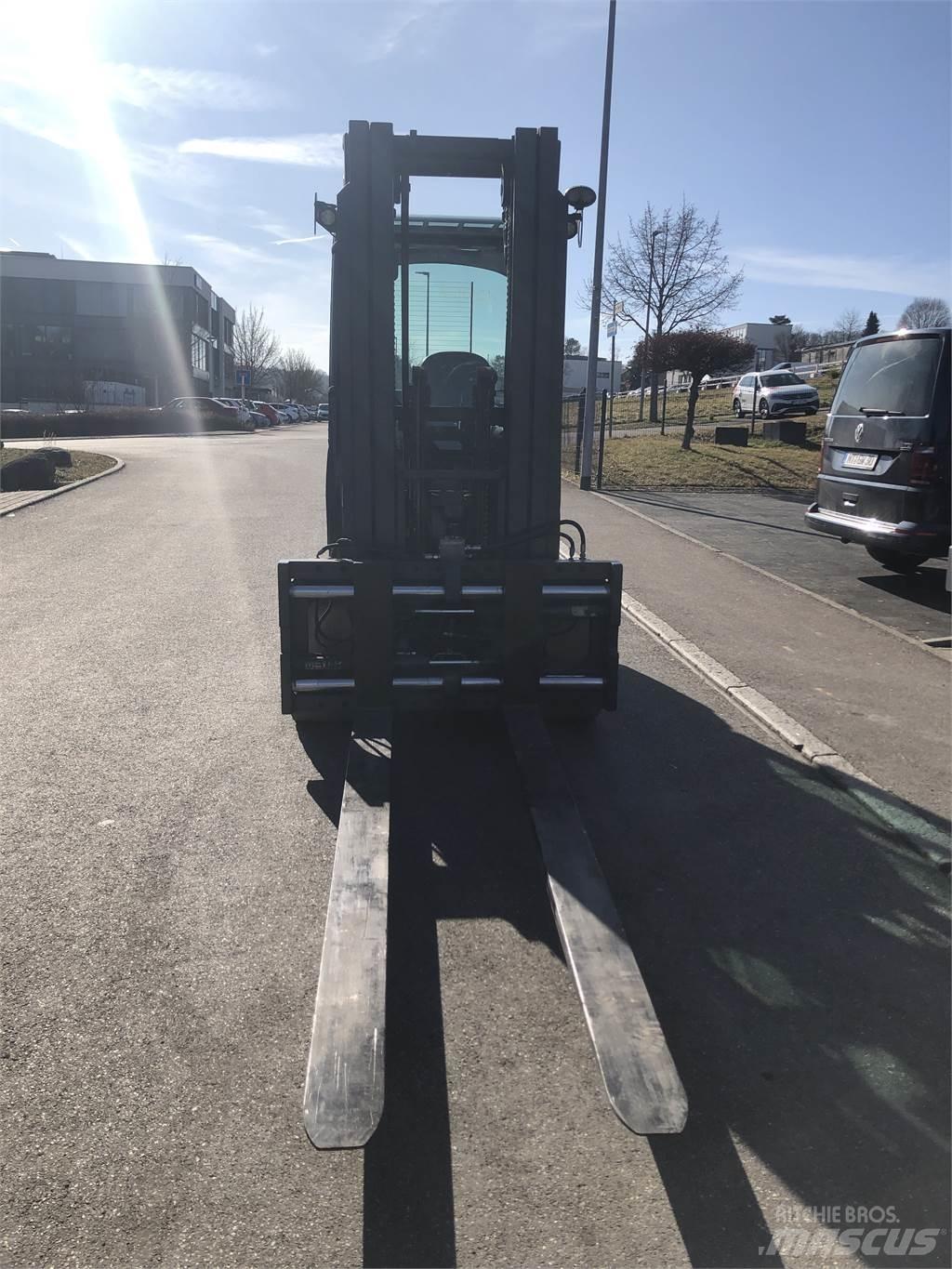 Still RX60-50/600 Electric forklift trucks