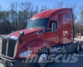 Kenworth T 680 Prime Movers