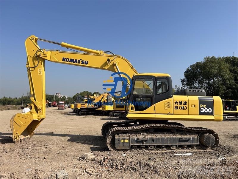 Komatsu PC 300 Crawler excavators