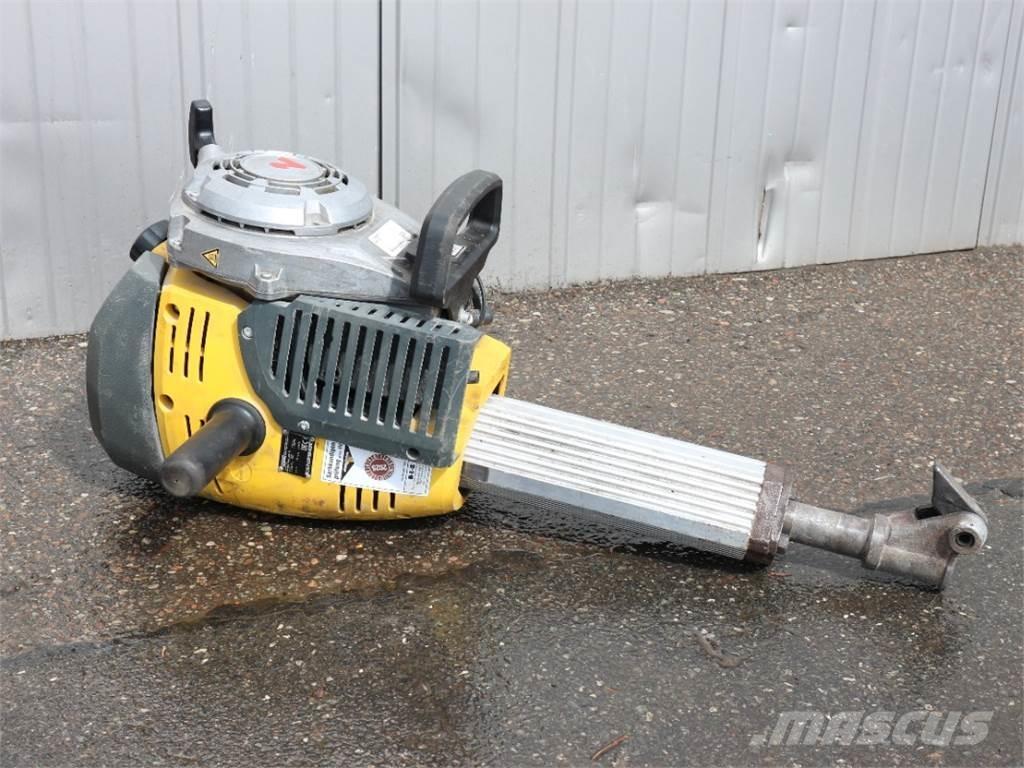 Neuson BH65 Hammers / Breakers
