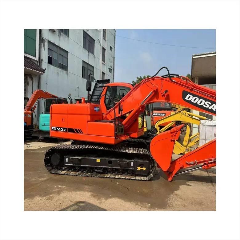 Doosan DX140LC Crawler excavators
