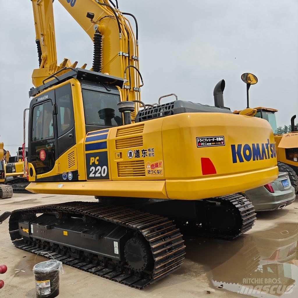 Komatsu 220-8MO Crawler excavators