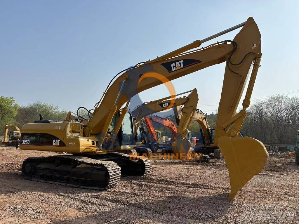 CAT 325 CL Crawler excavators