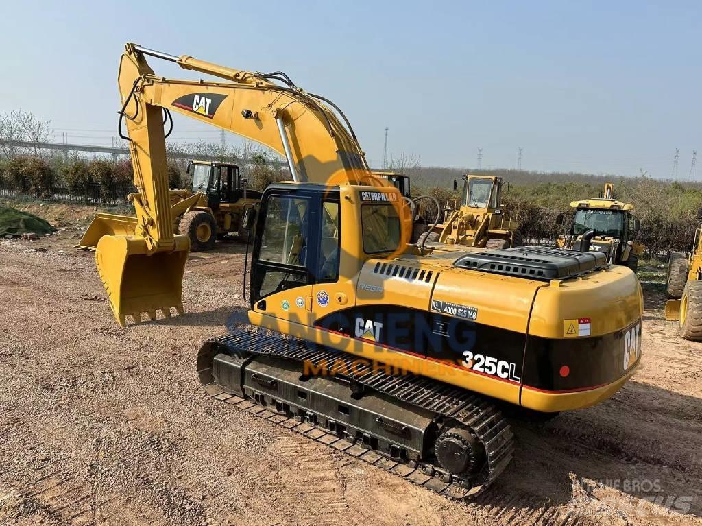 CAT 325 CL Crawler excavators