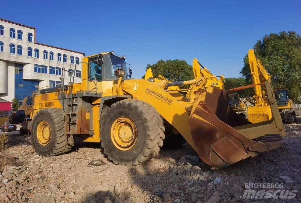 Komatsu WA 600 Wheel loaders