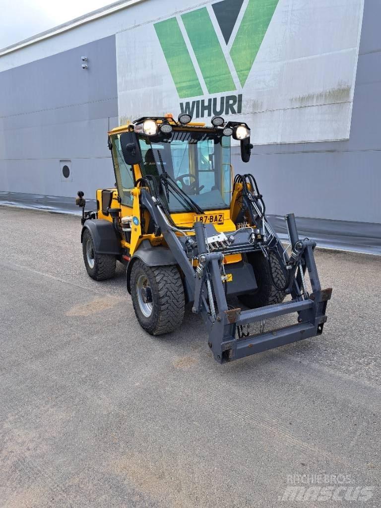 Wille 465 Compact tractors