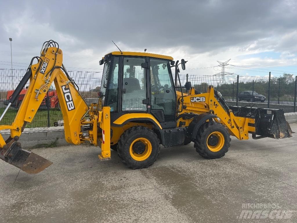 JCB 3 CX / compact Backhoe