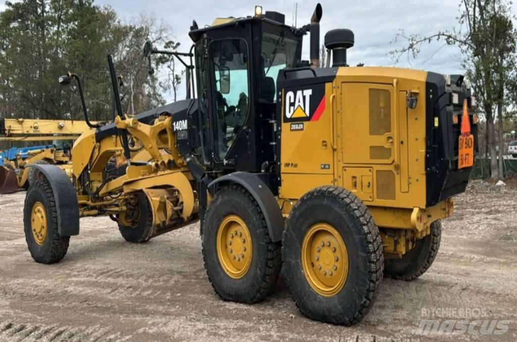 CAT 140M2 AWD Graders