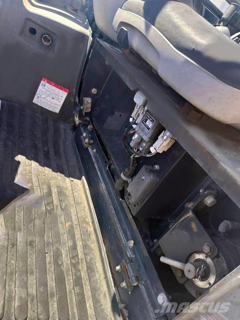 Hitachi ZX 27 U Mini excavators < 7t (Mini diggers)