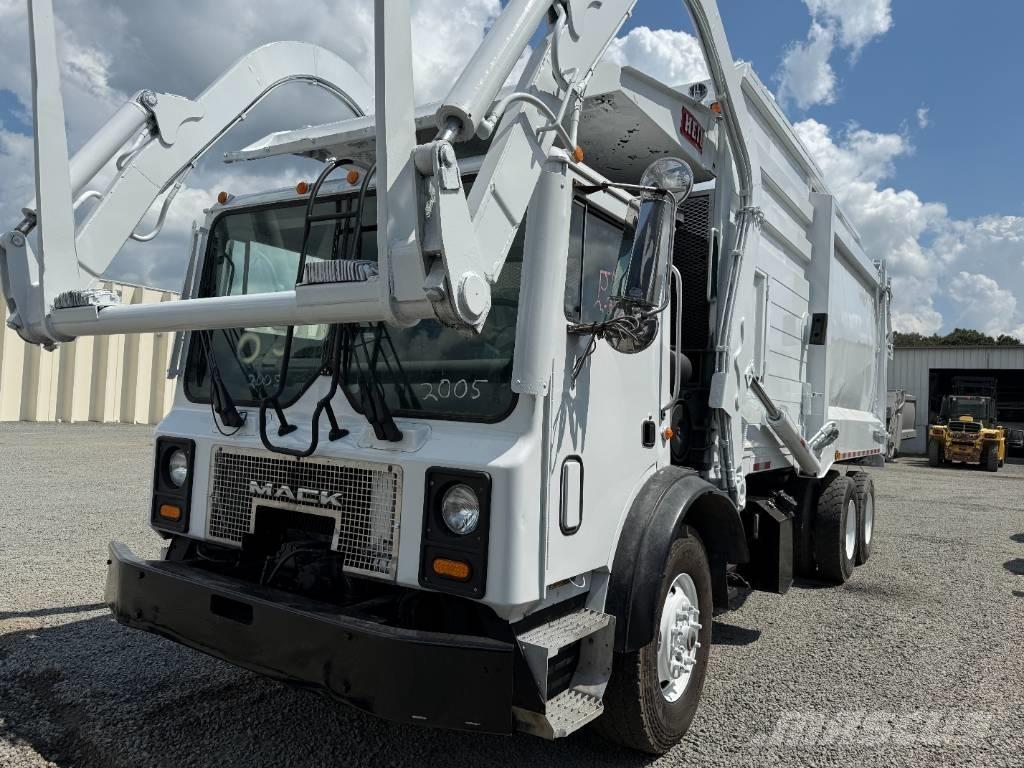 Mack MR600 Waste trucks