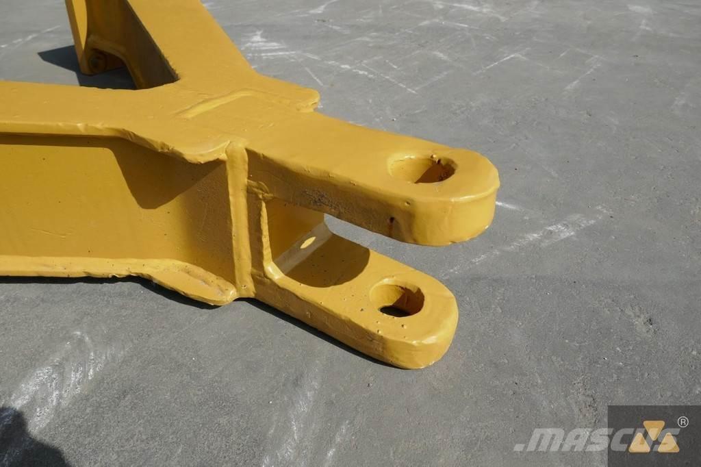 CAT D6 Drawbar Other components