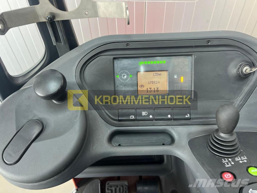 Linde R 16 Reach truck