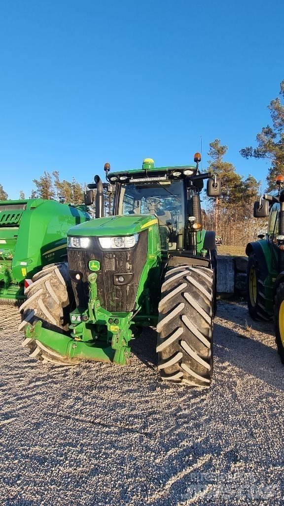 John Deere 7250R Tractors
