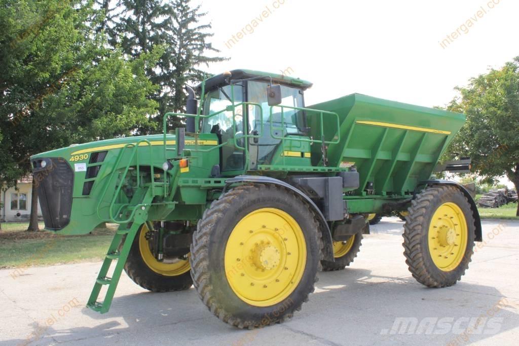 John Deere 4930 Self-propelled sprayers