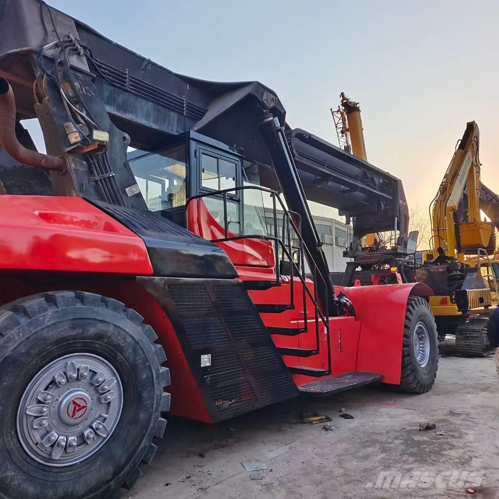 Sany SRSC 45 C30 Reach stackers