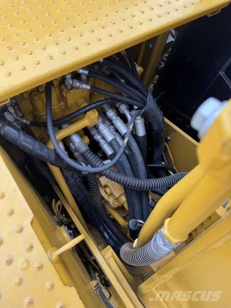 CAT 312 Crawler excavators