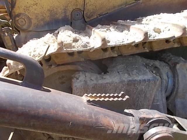 CAT D 11 N Crawler dozers