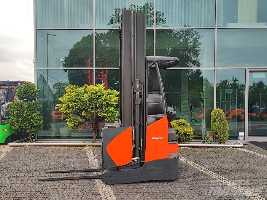 Linde R14X-03 Reach truck