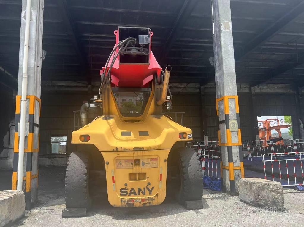 Sany SRSC 45 Reach stackers