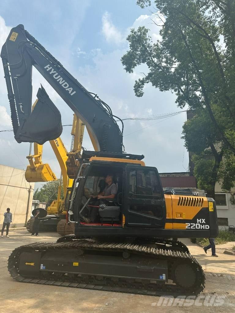 Hyundai HX220HD Mini excavators  7t - 12t