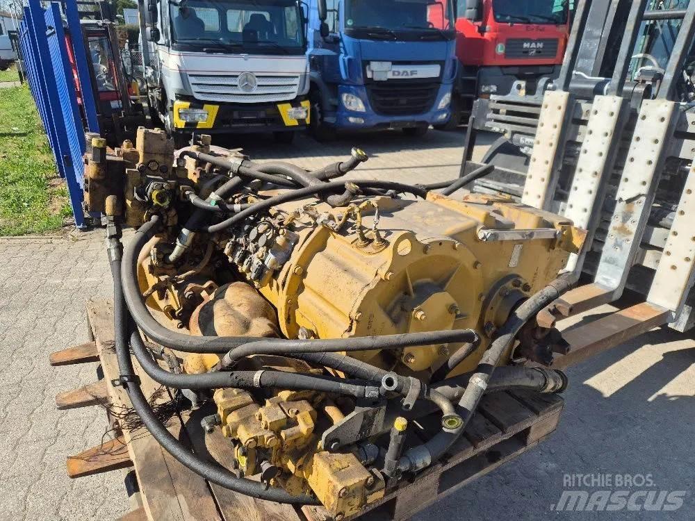 CAT 966G Gearboxes