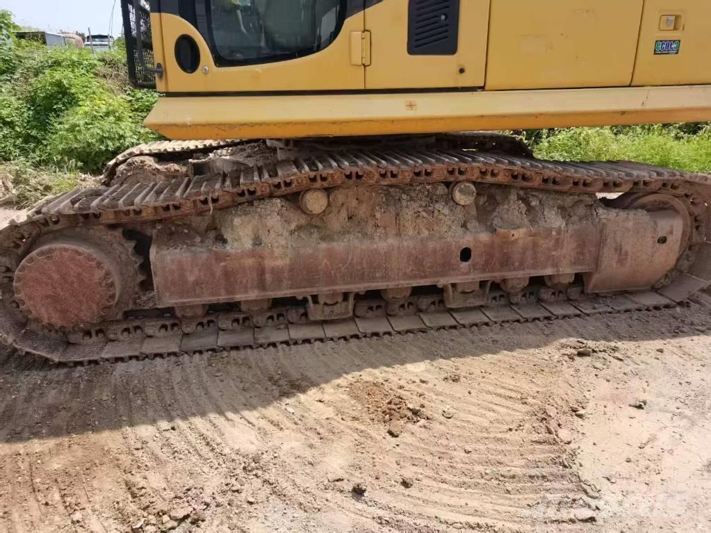 Komatsu PC 360 Crawler excavators