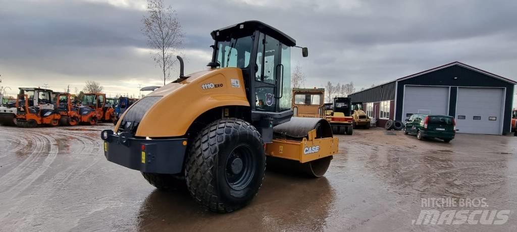 CASE 1110 EX-D Single drum rollers