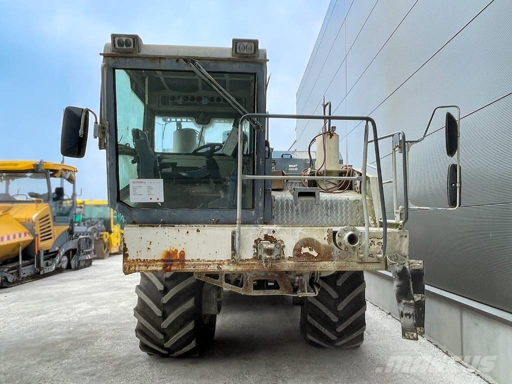 Wirtgen WR 2400 Asphalt recycling