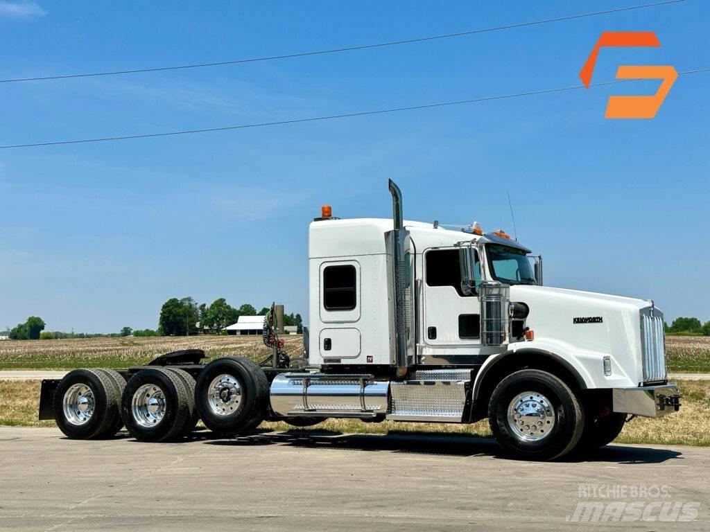 Kenworth T 800 Prime Movers