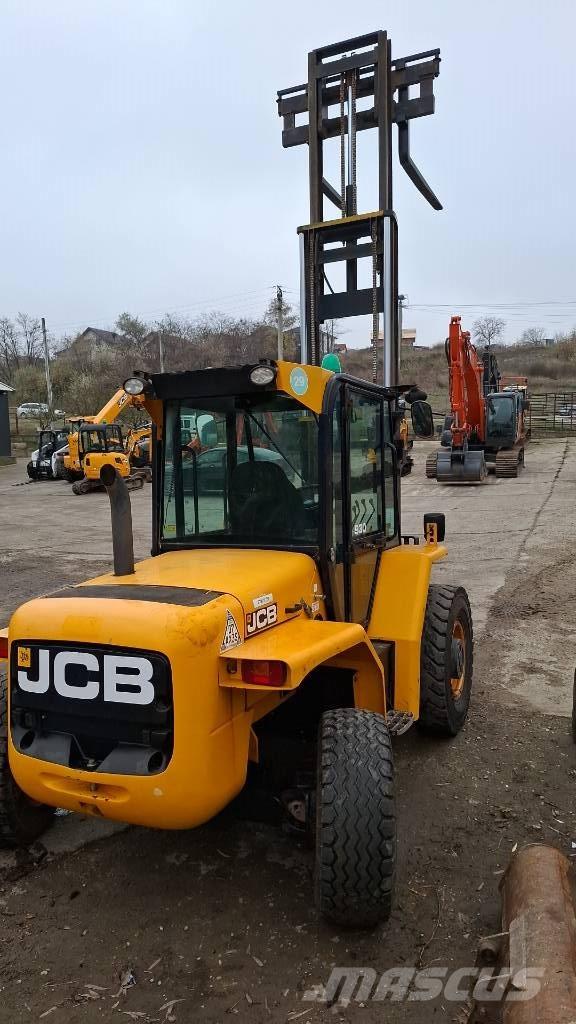 JCB 930 Rough terrain truck