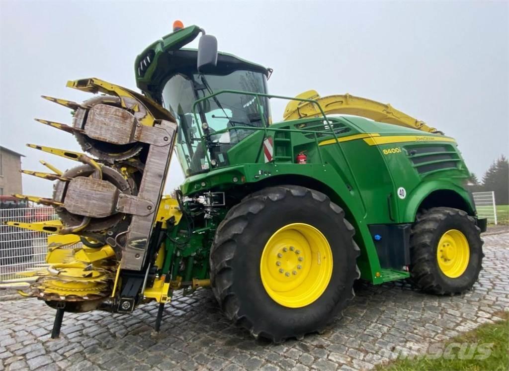 John Deere 8400i Forage harvesters