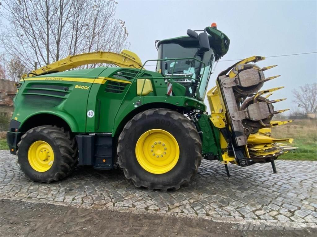 John Deere 8400i Forage harvesters
