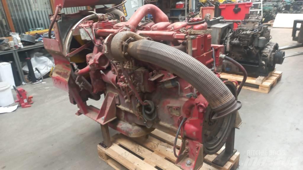 Volvo TD121G Engines