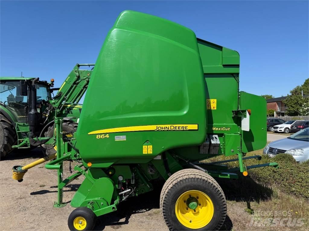 John Deere 864 Farm machinery