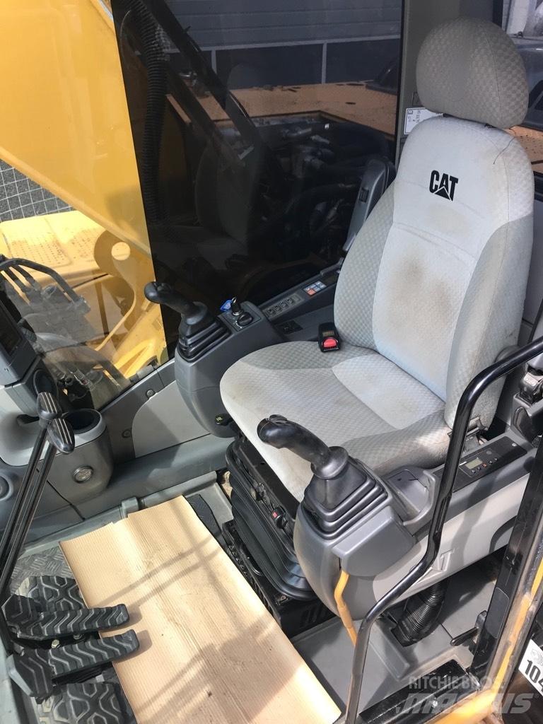 CAT 324D Crawler excavators