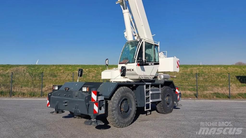 Terex RC30 Rough terrain cranes