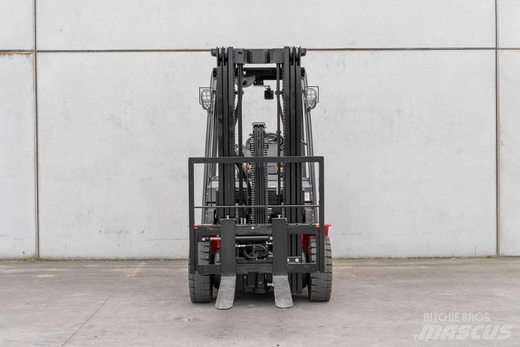 Manitou ME 425 Electric forklift trucks