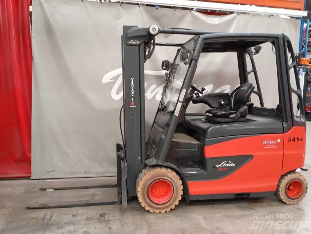Linde E 30 Electric forklift trucks