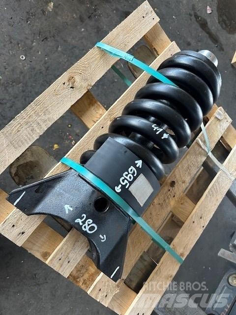 Doosan NAPINACZ Tracks, chains and undercarriage