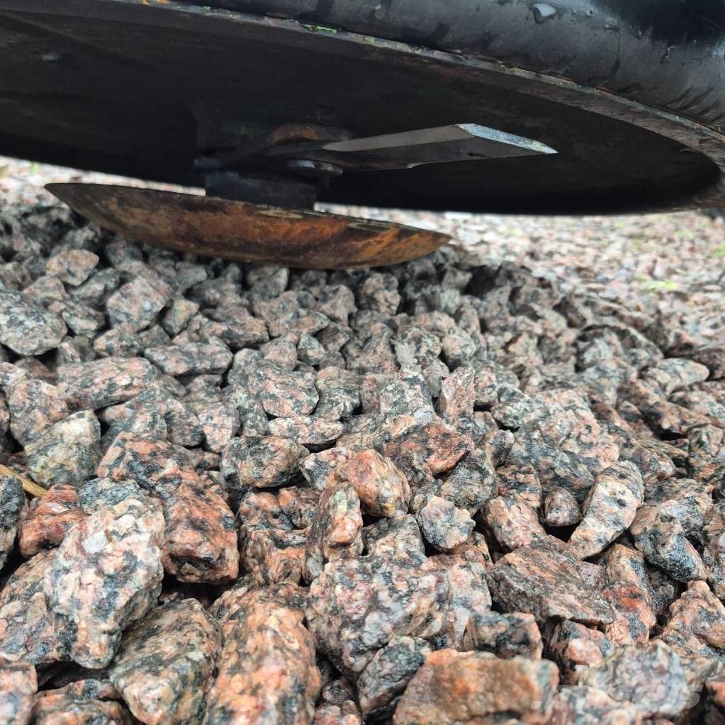 Avant Stolpklipp Farm machinery