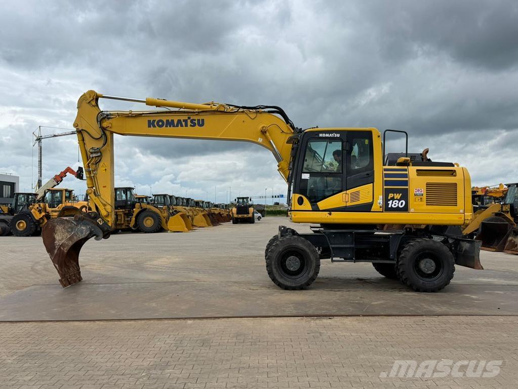 Komatsu PW180-11 Wheeled excavators