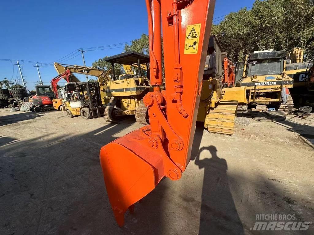 Hitachi ZX 75 Crawler excavators