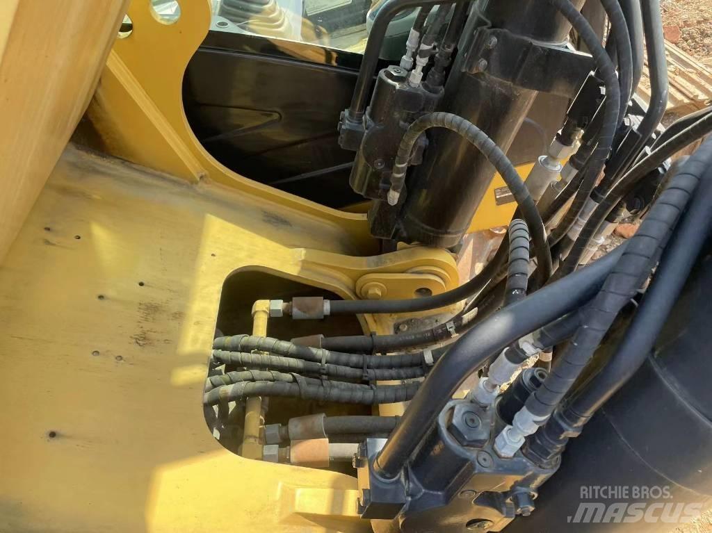 CAT 329d Long reach excavators