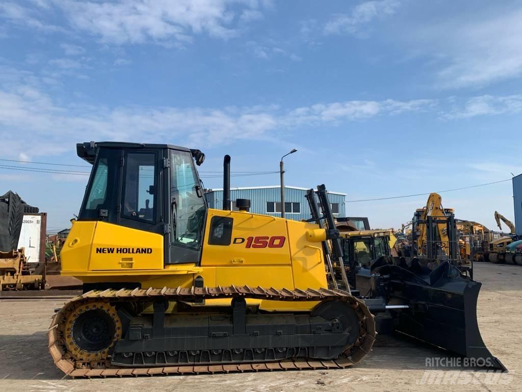 New Holland D 150 Crawler dozers