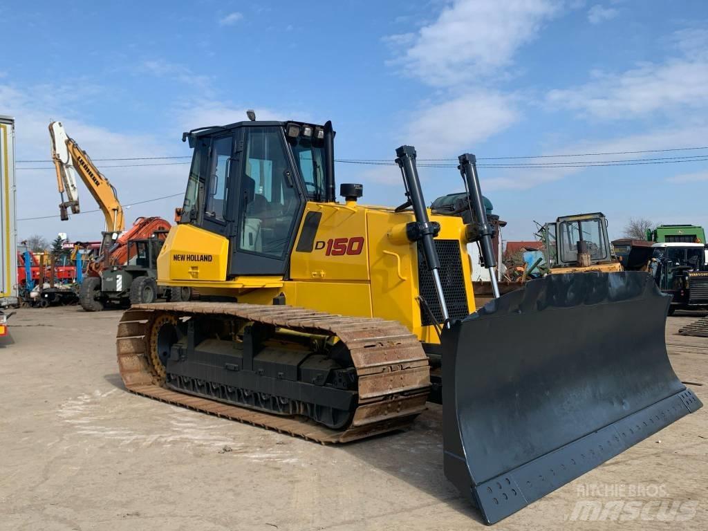 New Holland D 150 Crawler dozers